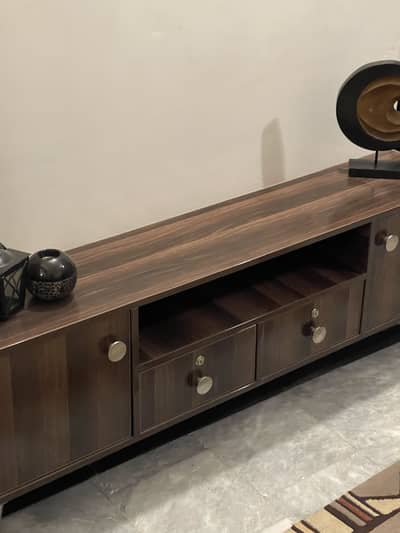 Tv media console