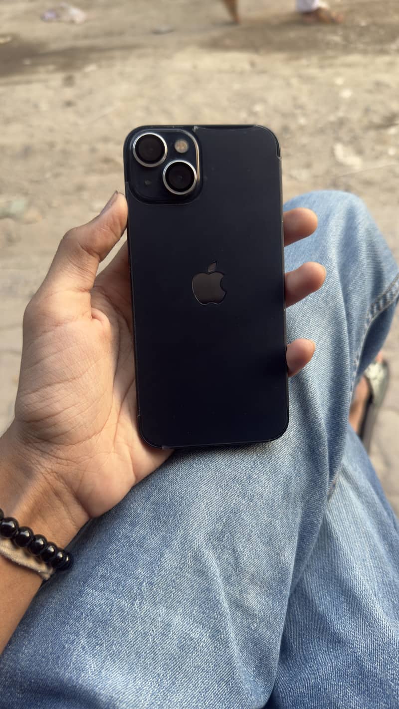 Apple iPhone 13 6