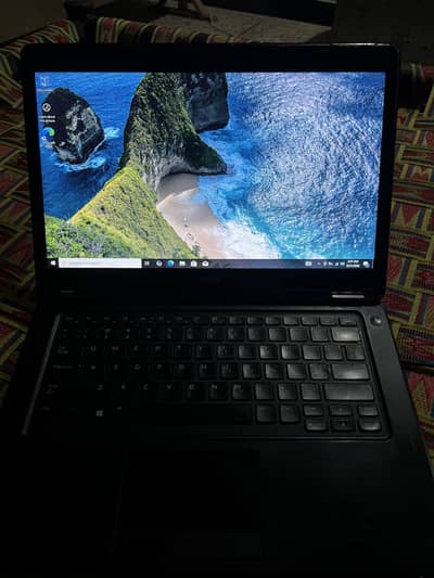  Core i3 5th Gen | 4GB RAM | 128GB SSD | 9/10 Condition