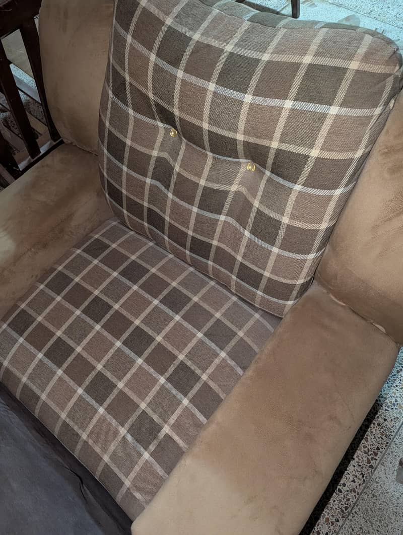 Sofa 5 Seater 0