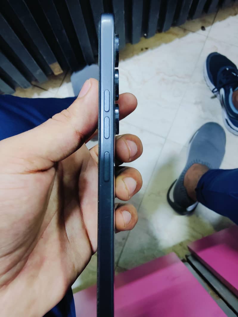 Tecno spark 40 pro 3
