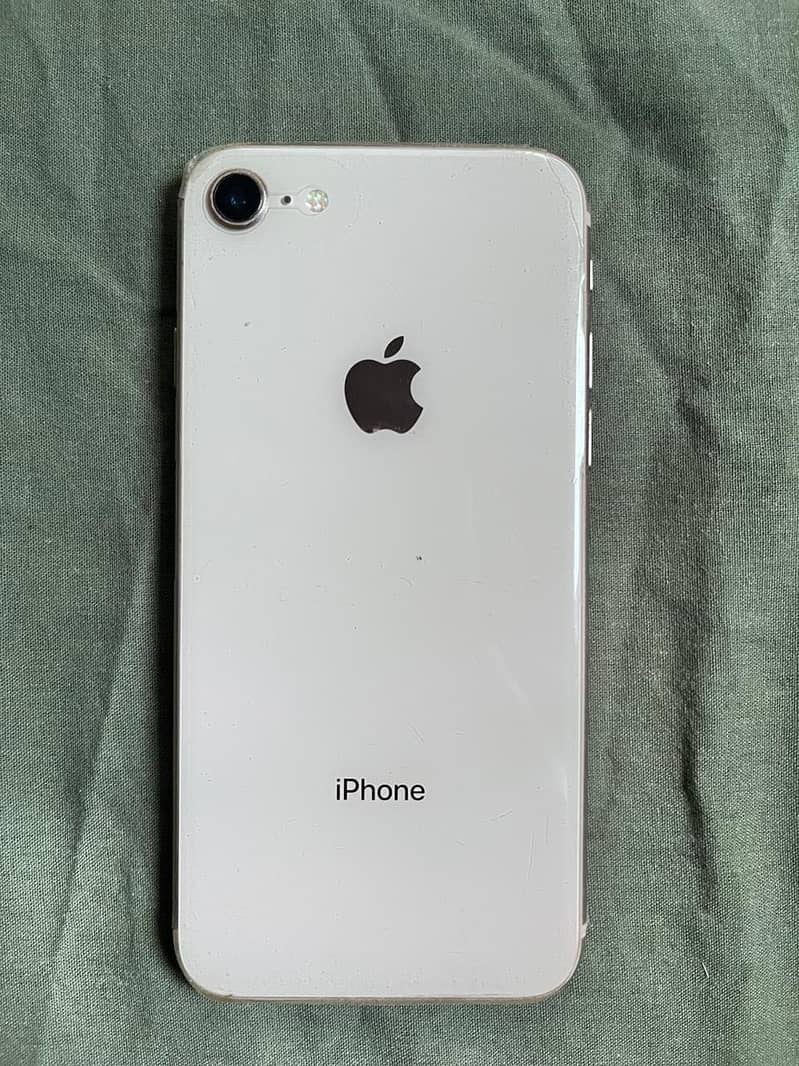 Apple iPhone 8 1