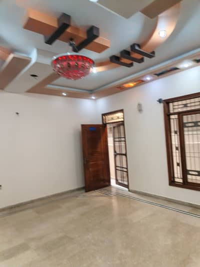 240 sq yards beutyfull new portion for rent in Madras society