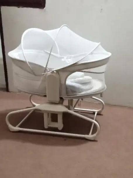 masterla automatic swing cot 0