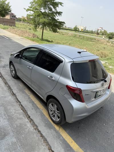 Toyota Vitz 2011