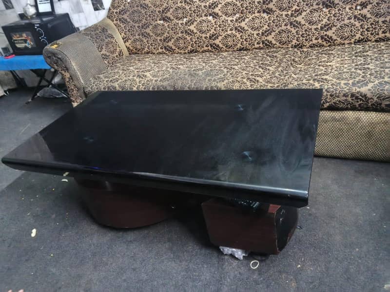 5 siter sofa with table 1