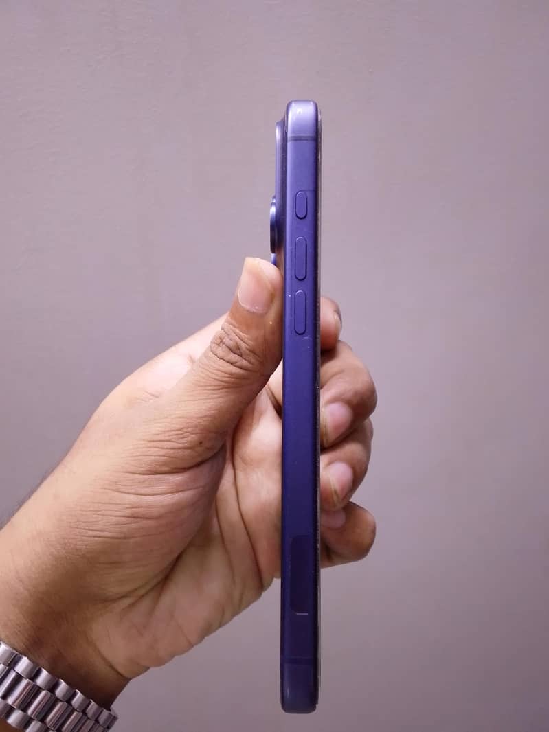 Apple iPhone 17 Pro Max 3