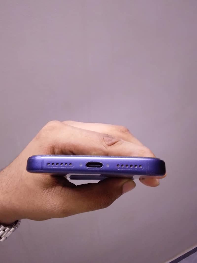 Apple iPhone 17 Pro Max 6