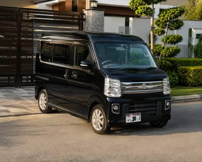 Suzuki Every 2018