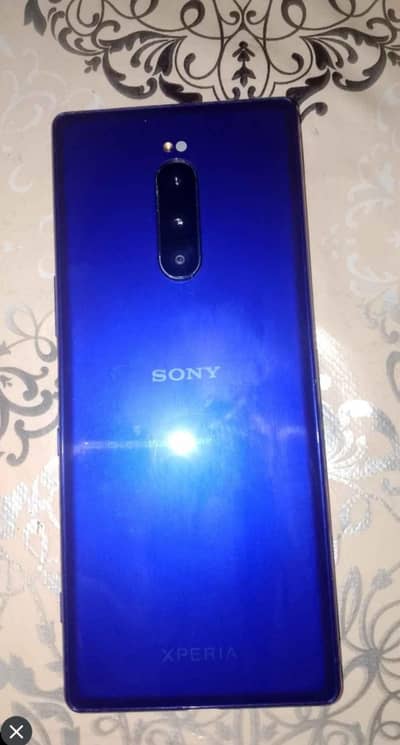 Sony Xperia 1 available (gaming phone)