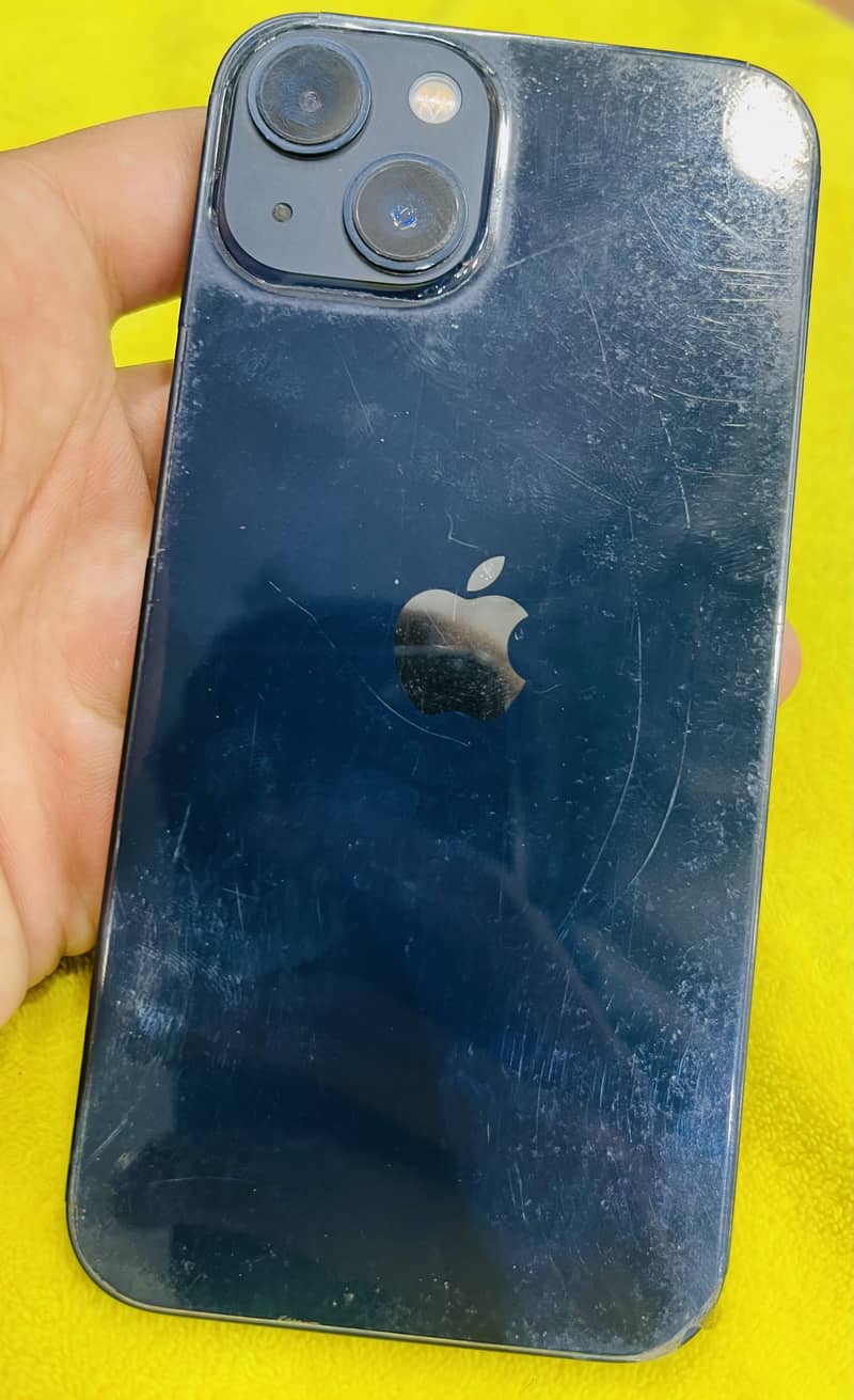 Apple iPhone 13 9
