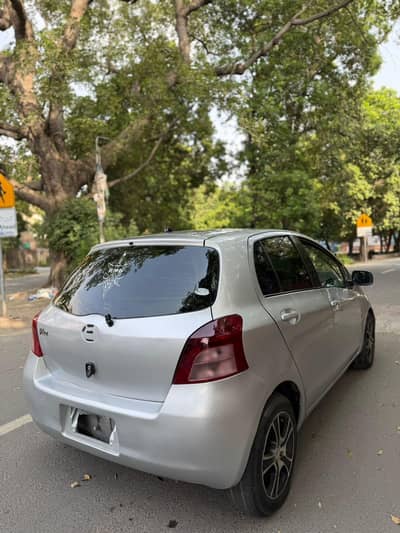 Toyota Vitz 2007