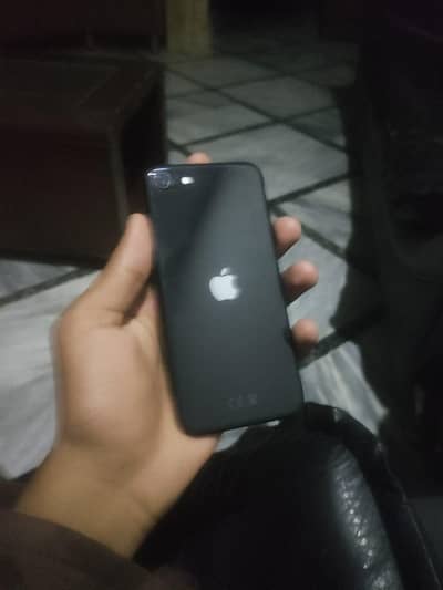 Apple iPhone SE 3