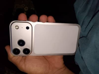 Apple iPhone XR in mint condition