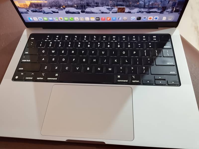 Apple MacBook Pro 14-inch 2021 | 16GB RAM | 512GB SSD 4