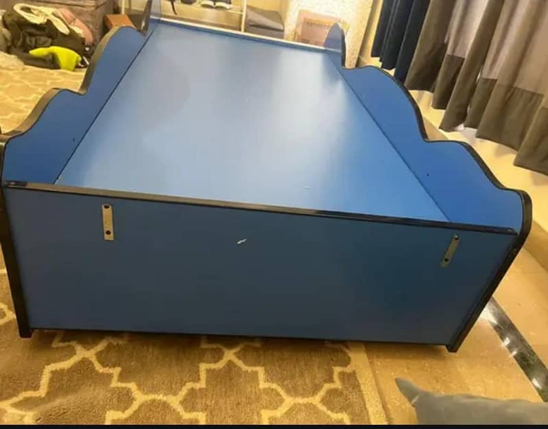 SINGLE BED 2