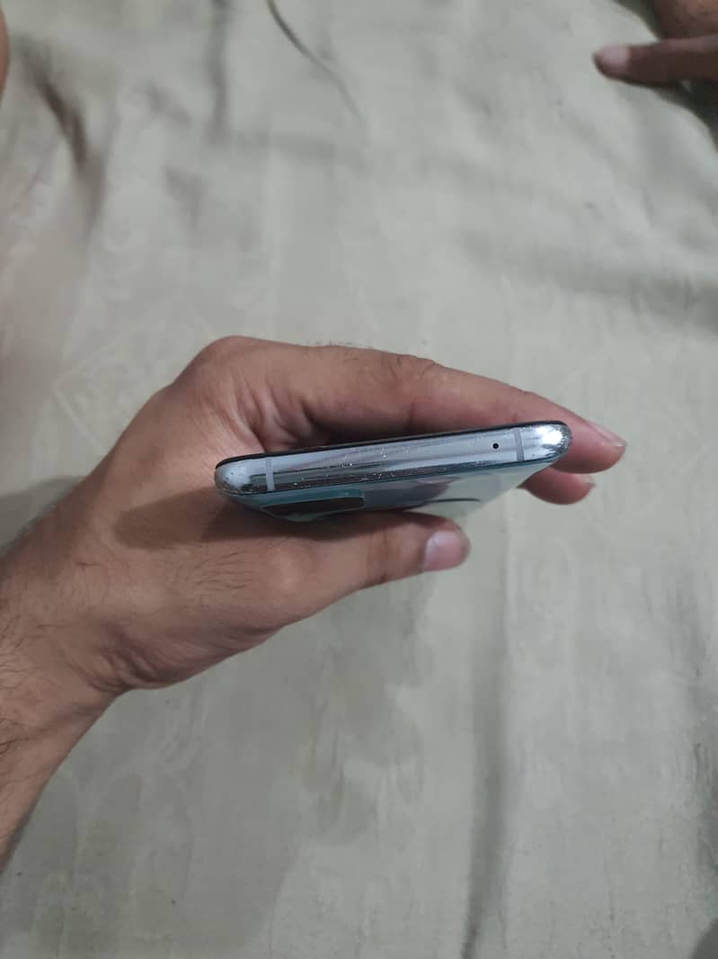 One Plus 8T 6