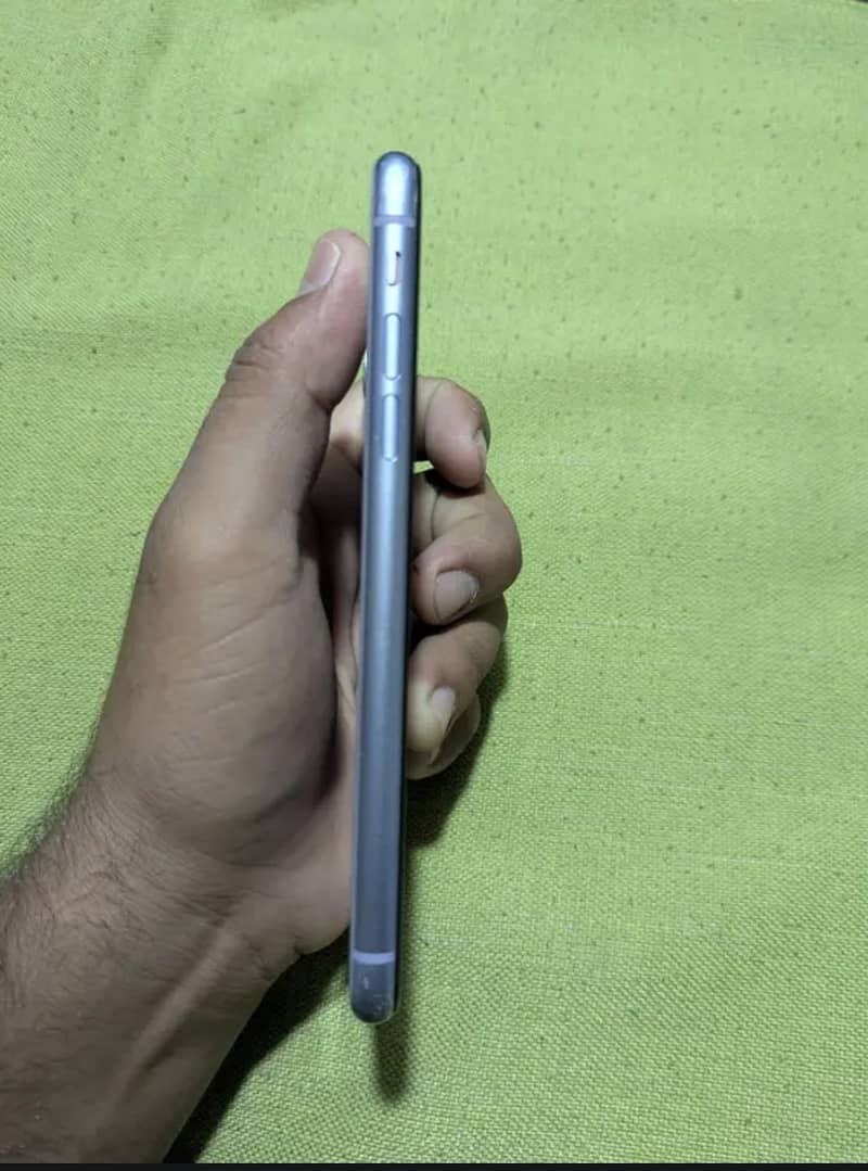 Apple iPhone 11 1