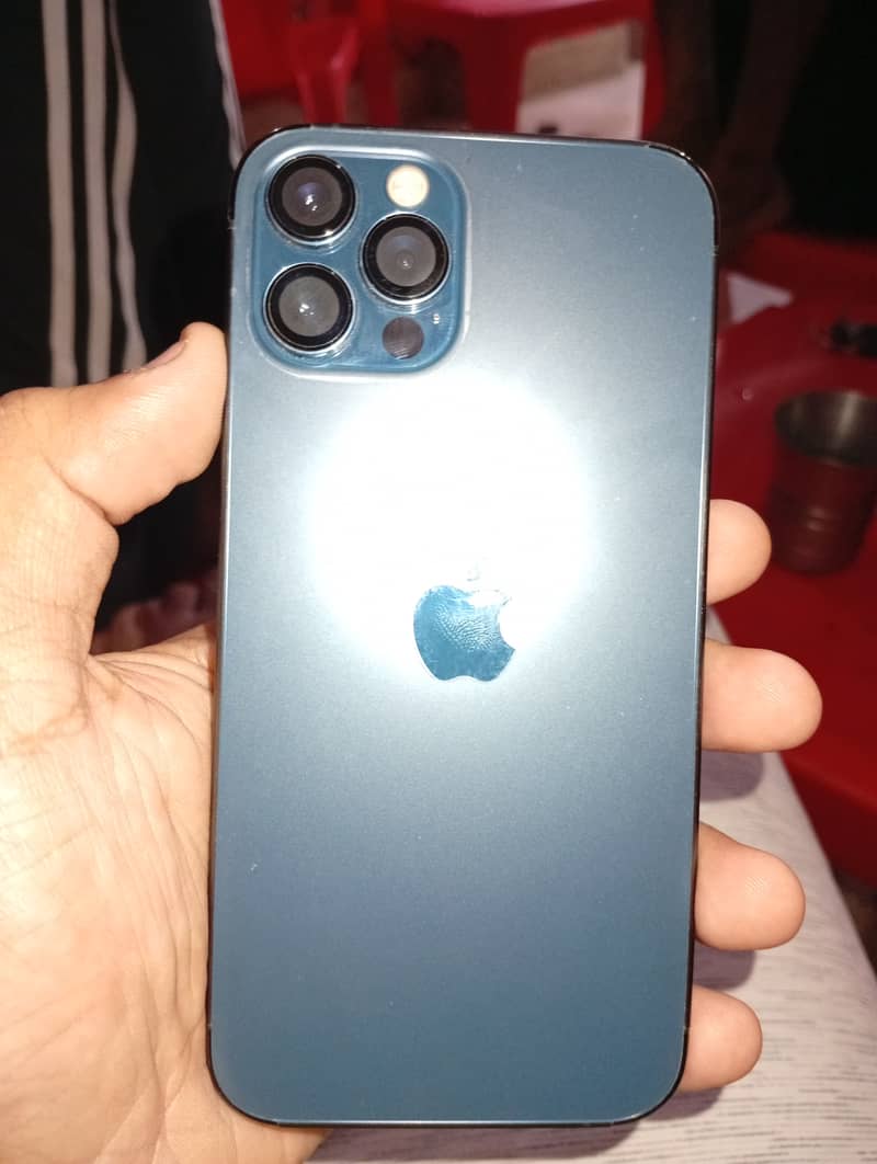 Apple iPhone 12 Pro 2