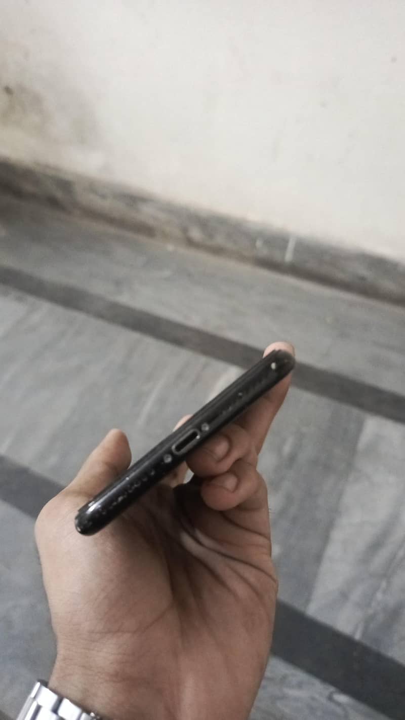 Apple iPhone 7 Plus 3