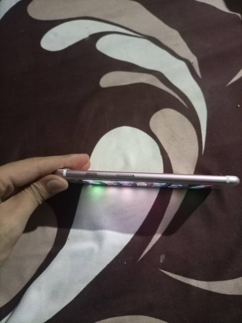 Iphone 7 plus 128 4