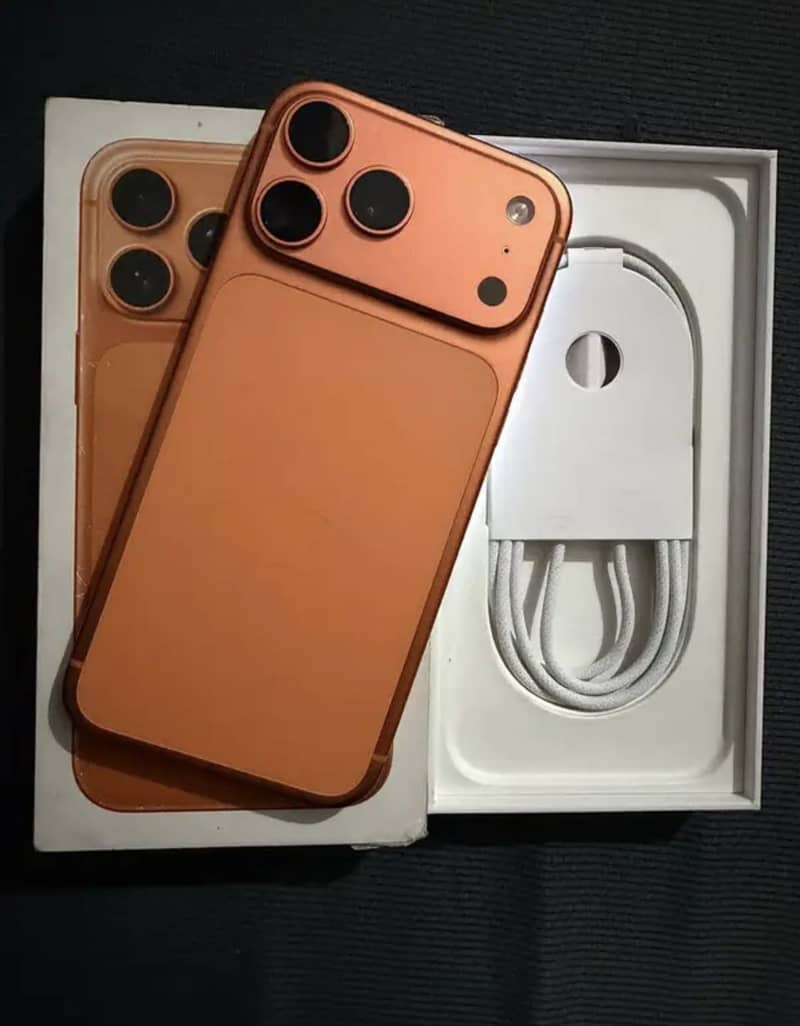 Apple iPhone 17 Pro Max 3