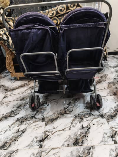 baby cot plus swing and wheel lock with big draw
