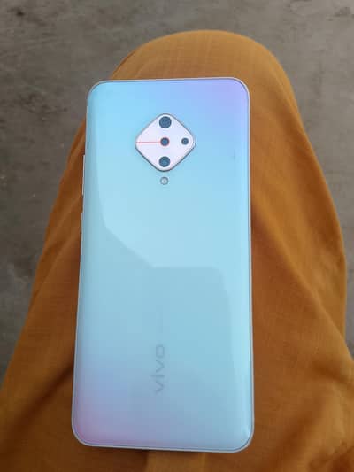 Vivo S1