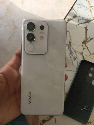 Vivo Y29 all ok condition 10 by 9 no box charger original
