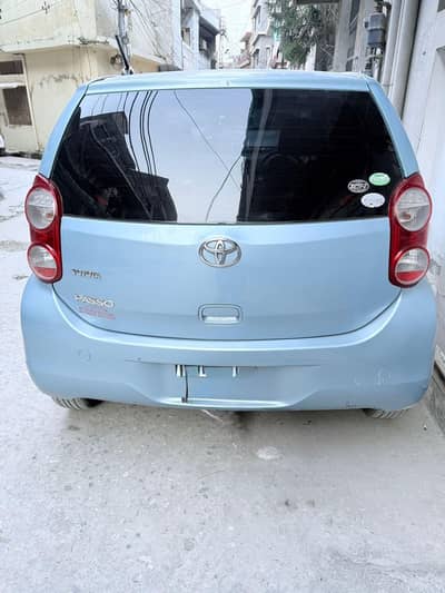 Toyota Passo 2012
