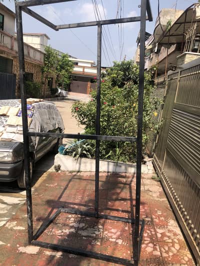 Developer Table Iron Available for 4 Person | 8 feet table