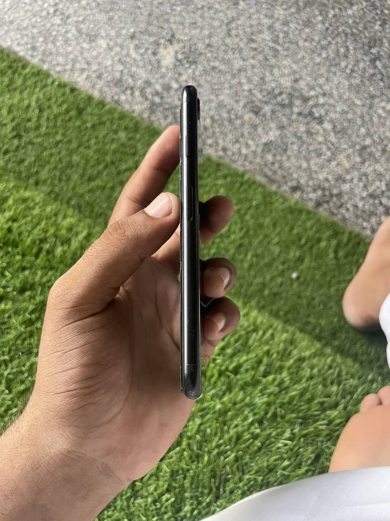 Apple iPhone SE 2