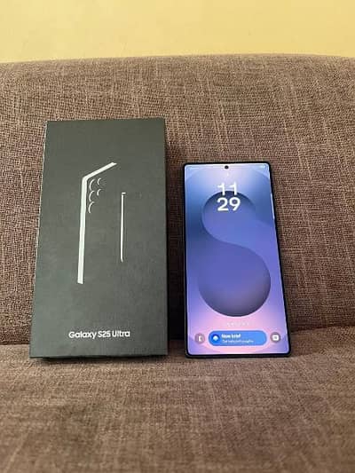 Samsung Galaxy S25 Ultra in excellent condition.  512GB Storage