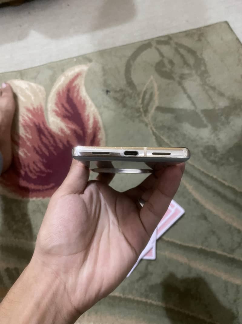 Google Pixel 7 Pro 8