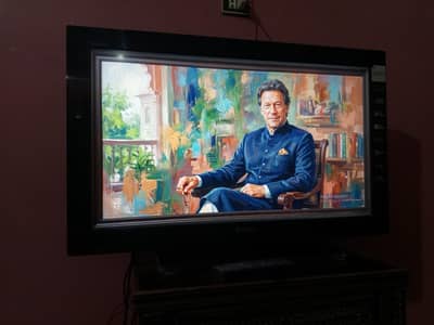 Sony Bravia 32" LCD color TV model KLV-32BX320 with remote,