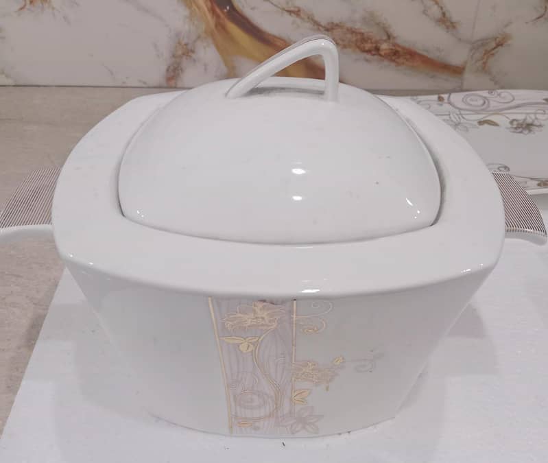 Complete Dinner Set 0