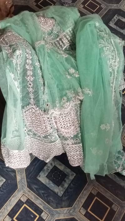 mre ps shadi k dress ND gurly h argent sell