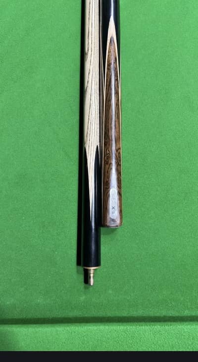 SLP Professional 2-Piece Snooker Cue - Rotating Lock