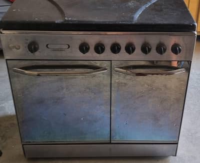 Shaheen Cooking Range.