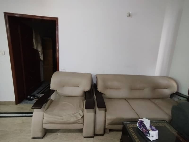 Sofa set 0