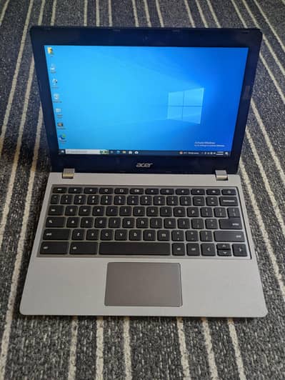 Acer c740 Chromebook Windows Laptop