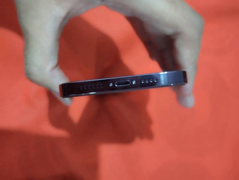 Iphone 14 pro max 4