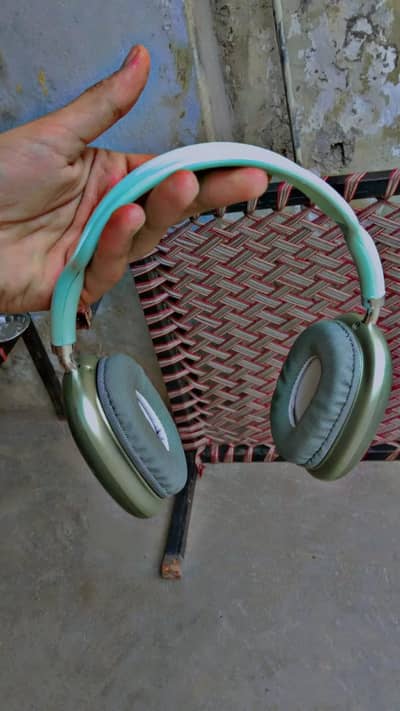 Green Bluetooth Headphones 5.3 | Long-Lasting Battery & Super Bass