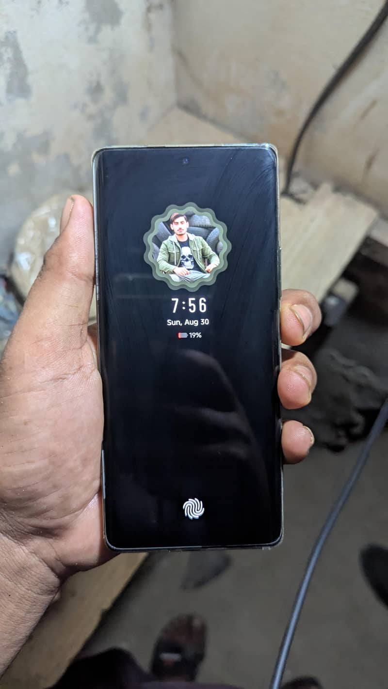 Infinix Note 40 Pro 5