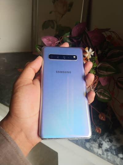 Samsung Mobile S10 5G 512gb (EXCHANGE POSSIBLE)