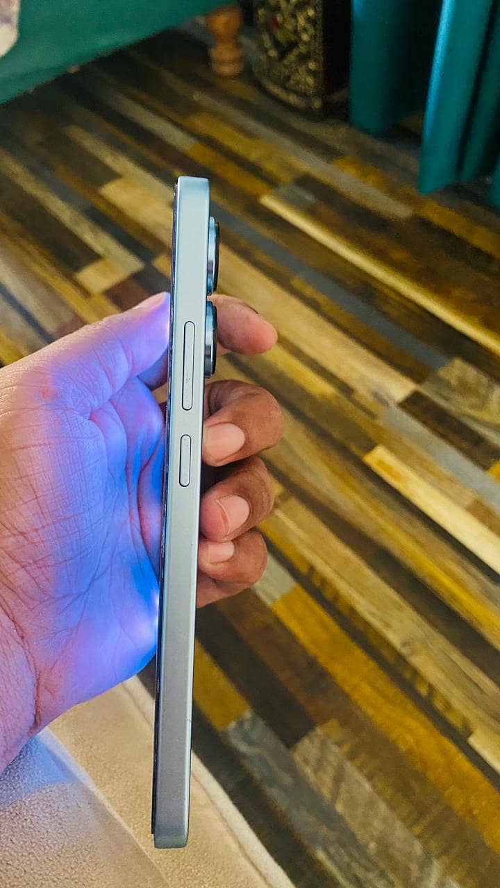 Xiaomi Redmi Note 13 2