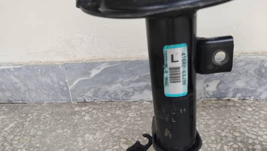 Suzuki Swift Company Fitting Front Shocks