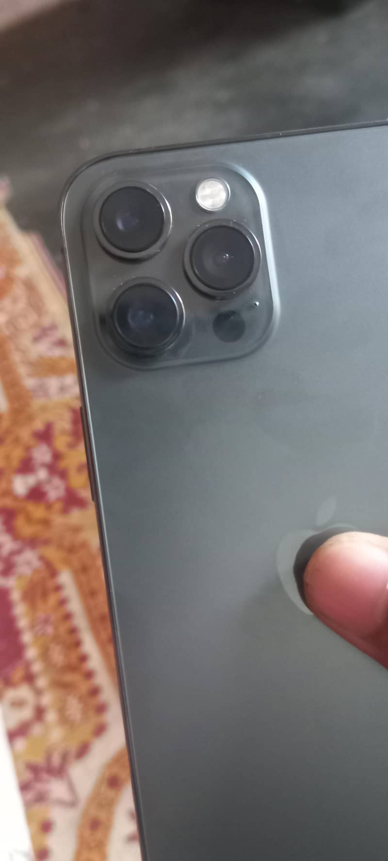 iphone 12 pro Max 3