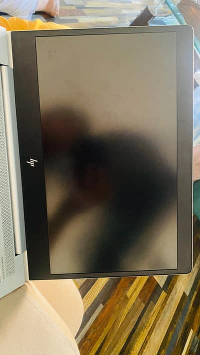 HP 830 G5 i5 8Gen
