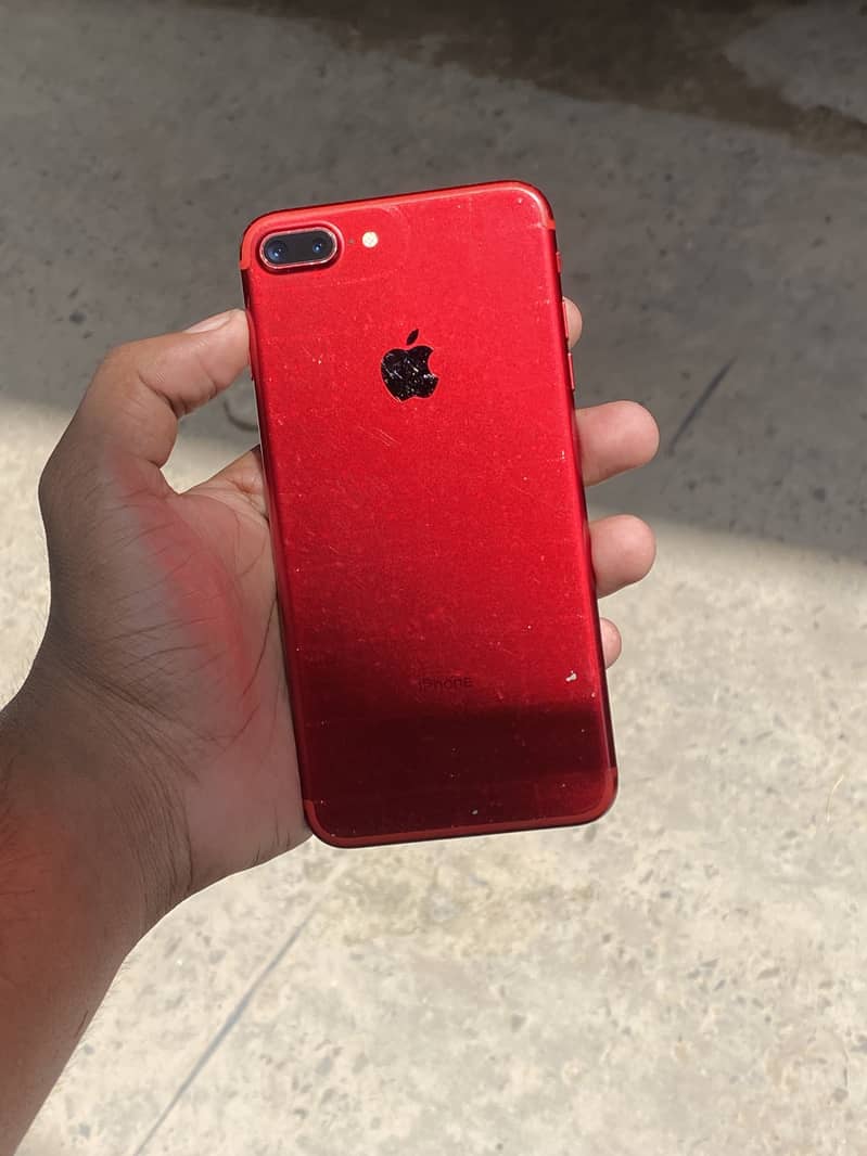Apple iPhone 7 Plus 9